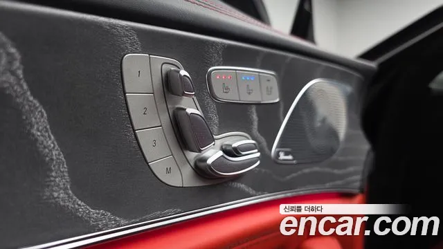 Mercedes-Benz AMG GT 4 двери 43 4MATIC+ — Фото автомобиля 23