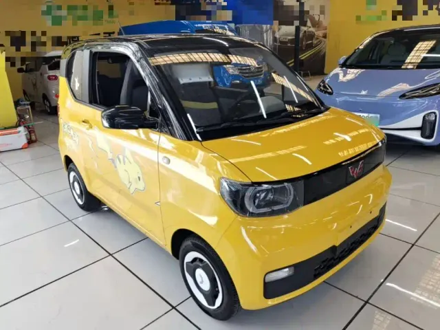 Wuling Hongguang Mini EV — Фото автомобиля 3