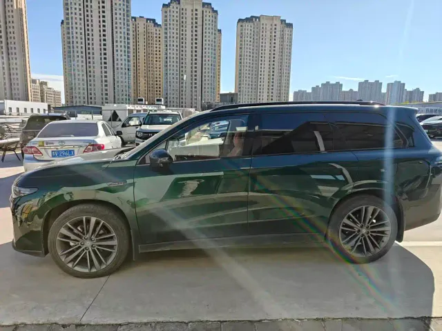 Leapmotor C16 — Фото автомобиля 9