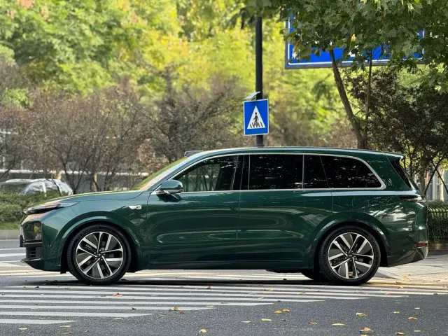 Li Auto L9 — Фото автомобиля 3