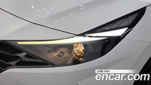 Hyundai Avante CN7 — Фото автомобиля 7