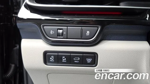 Kia Carnival — Фото автомобиля 22