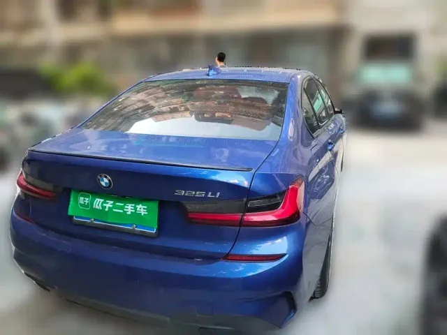 BMW 3 Series — Фото автомобиля 4