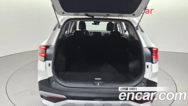 Kia Sportage Sportage 5-е поколение Бензин 1.6 турбо 2WD — Фото автомобиля 20