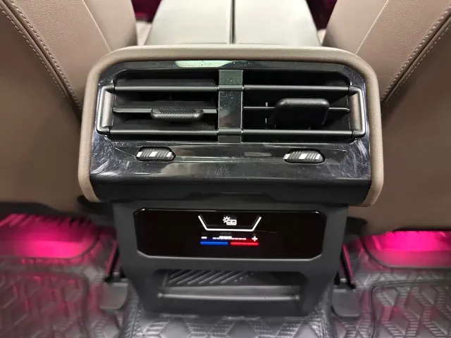 BMW 5 Series — Фото автомобиля 19