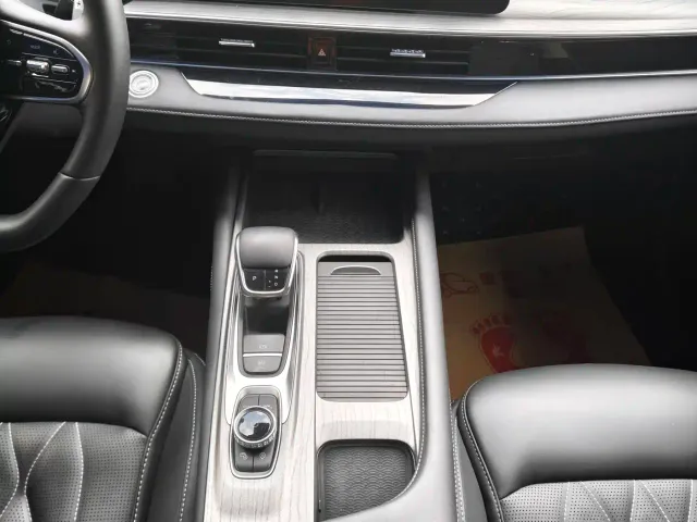 Chery Arrizo 8 — Фото автомобиля 8