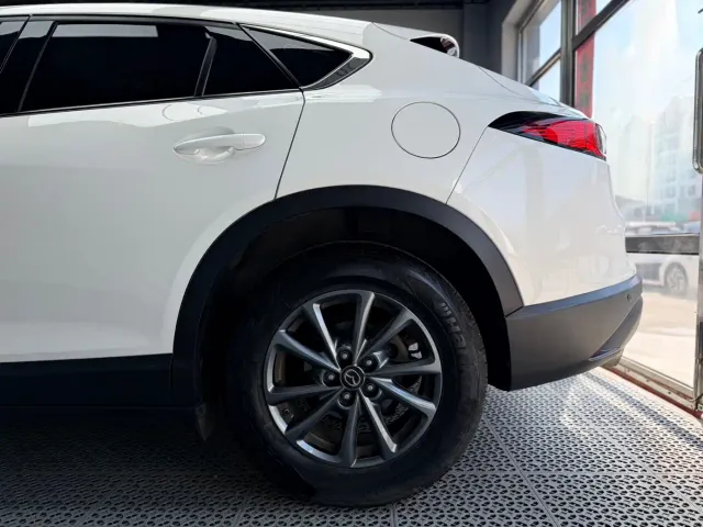 Mazda CX-4 — Фото автомобиля 9