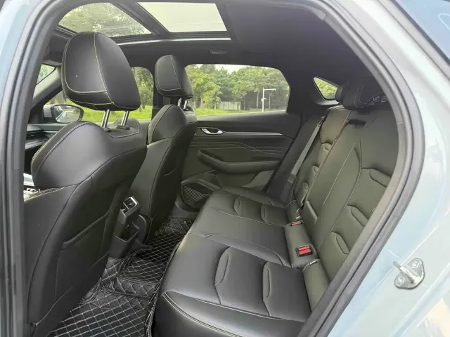 Geely Xingrui — Фото автомобиля 5