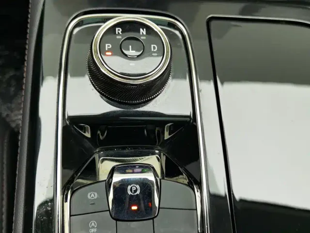 Ford Lingrui — Фото автомобиля 13