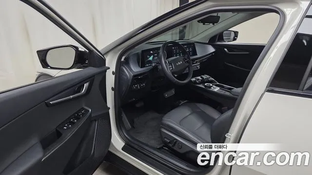 Kia EV6 — Фото автомобиля 9