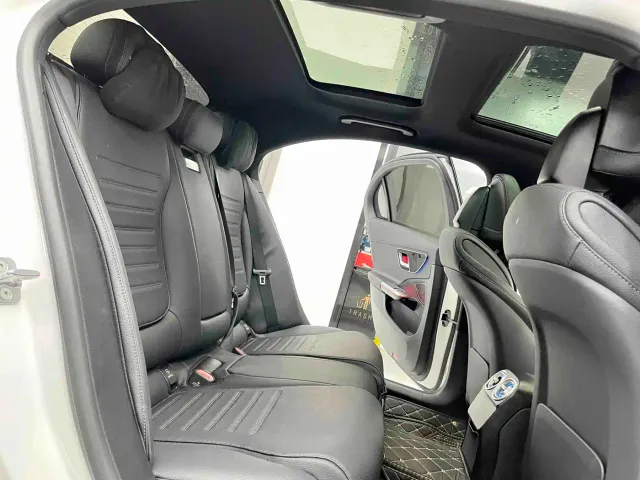 Mercedes-Benz C-Class — Фото автомобиля 6