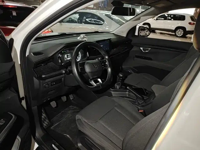 Wuling Asta — Фото автомобиля 14