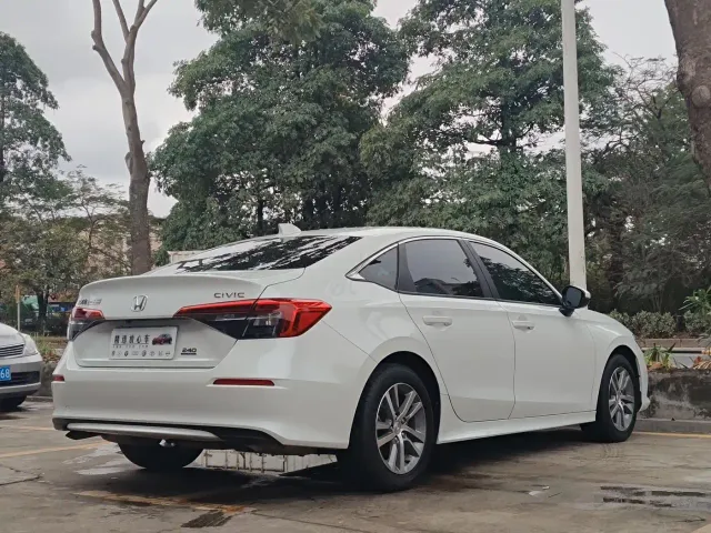 Honda Civic — Фото автомобиля 7