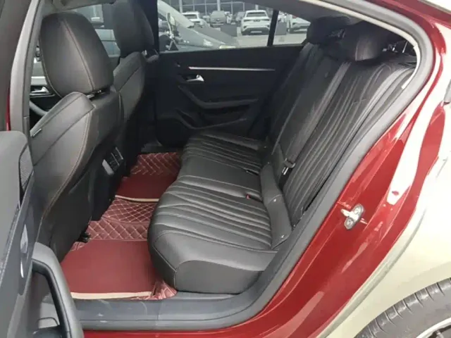 Peugeot 508 — Фото автомобиля 16