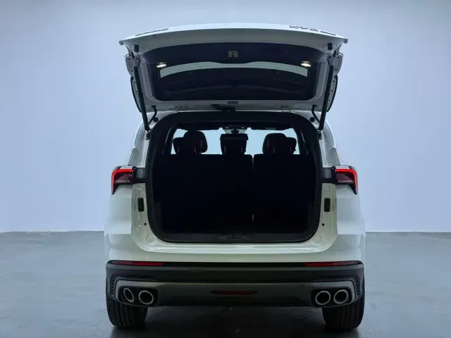 Jetour X70 Plus — Фото автомобиля 17