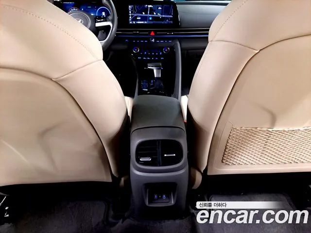 Hyundai AVANTE Новый Avante (CN7) — Фото автомобиля 19