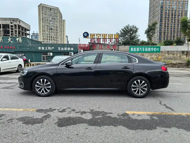 Citroen C6 — Фото автомобиля 3
