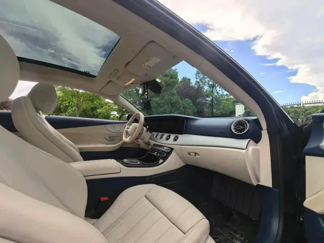 Mercedes-Benz E-Class — Фото автомобиля 6