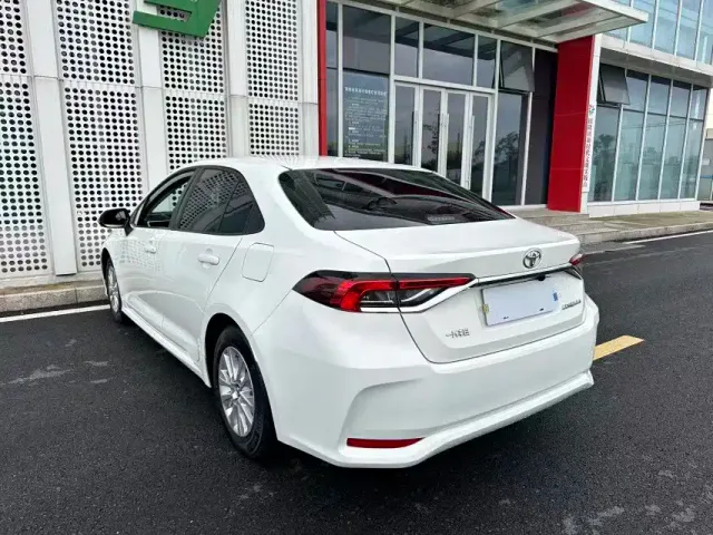 Toyota Corolla — Фото автомобиля 26