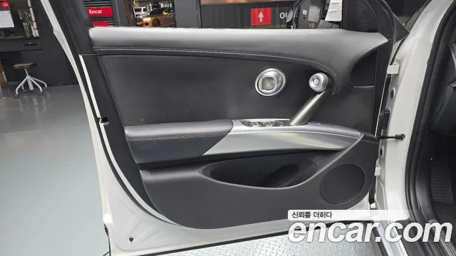 Genesis GV60 — Фото автомобиля 13