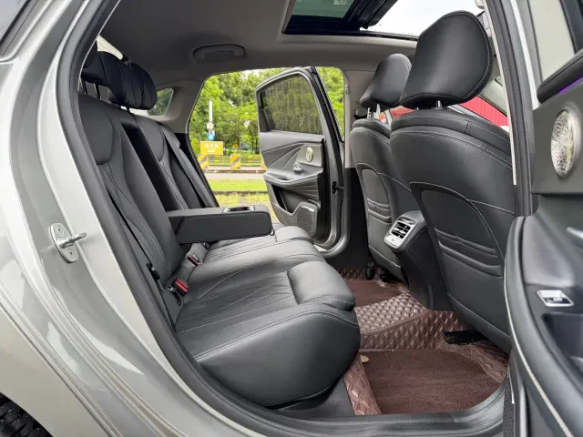 Chery Arrizo 8 — Фото автомобиля 14