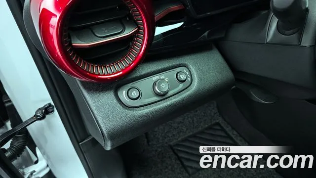 ChevroletGMDaewoo Trax Trax Кроссовер — Фото автомобиля 17