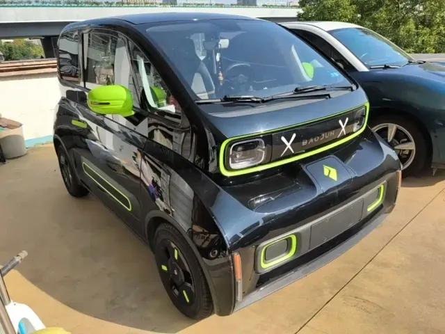 Baojun KiWi EV — Фото автомобиля 3