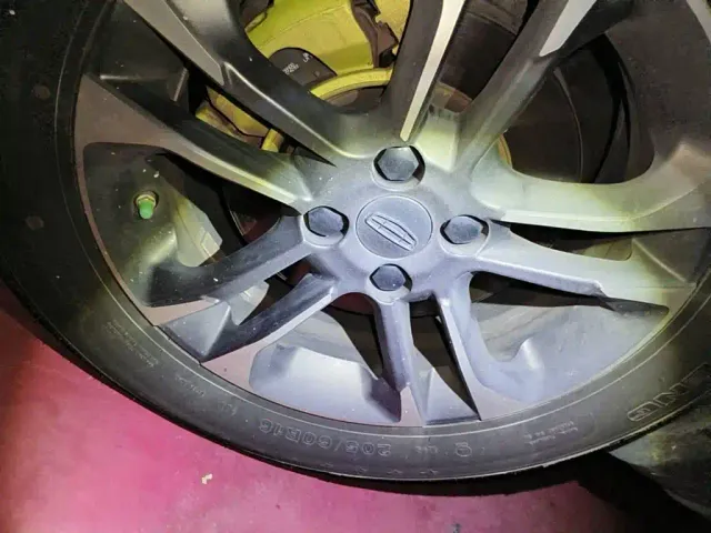 Geely Geometry EX3 Kung Fu Bull — Фото автомобиля 7