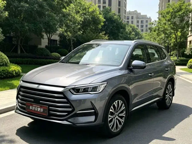 Фотография автомобиля — BYD Song Pro