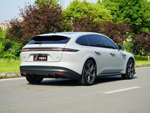 Nio ET5 Touring — Фото автомобиля 5
