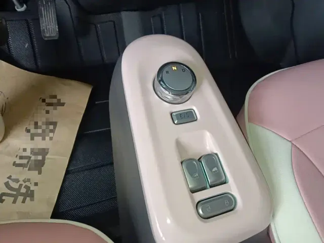 Changan Lumin — Фото автомобиля 13