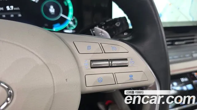 Hyundai Grandeur (New) Hybrid — Фото автомобиля 30