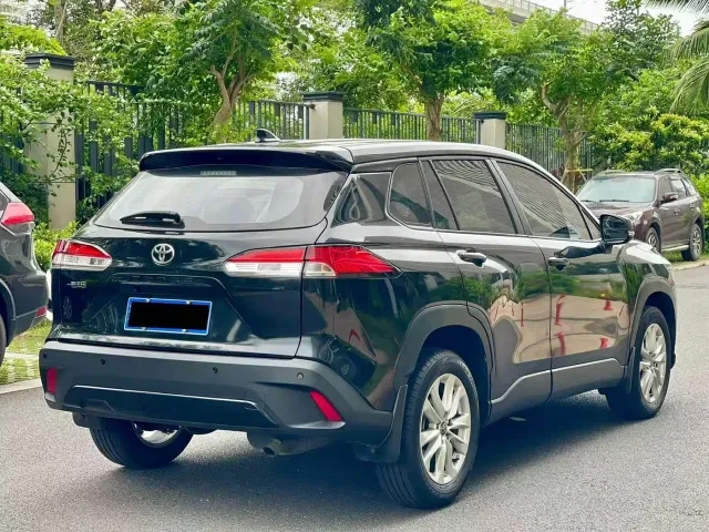 Toyota Corolla Cross — Фото автомобиля 9