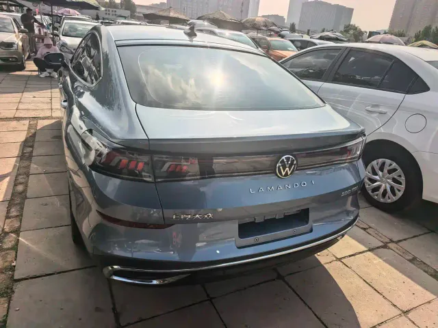 Volkswagen Lamando — Фото автомобиля 15