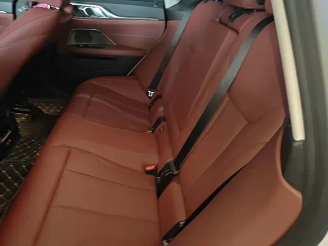 BMW 4 Series — Фото автомобиля 16