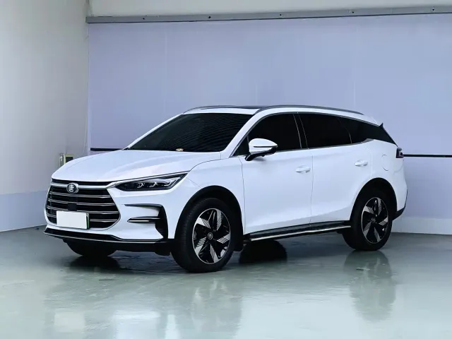 Фотография автомобиля — BYD Tang