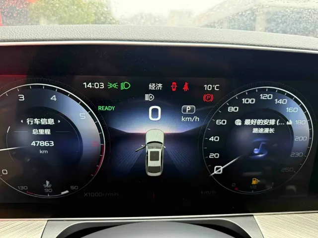Hongqi H9 — Фото автомобиля 6
