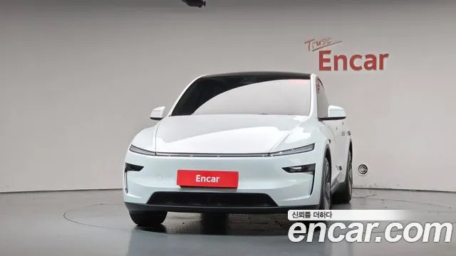 Tesla Model Y — Фото автомобиля 2