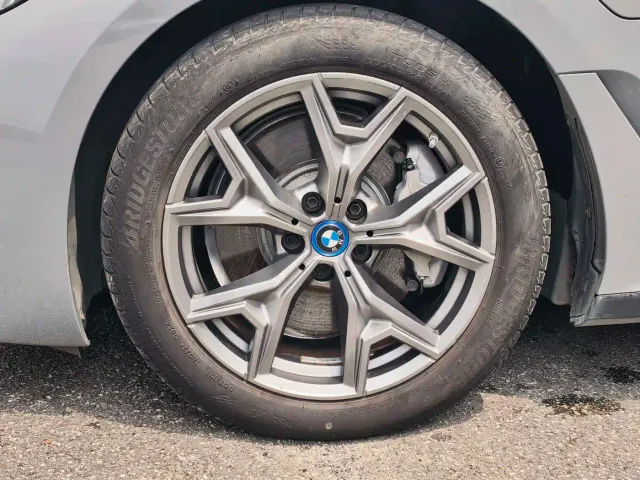 BMW i3 — Фото автомобиля 18
