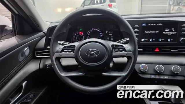 Hyundai AVANTE Avante (CN7) 1.6 LPi (Для проката) — Фото автомобиля 13