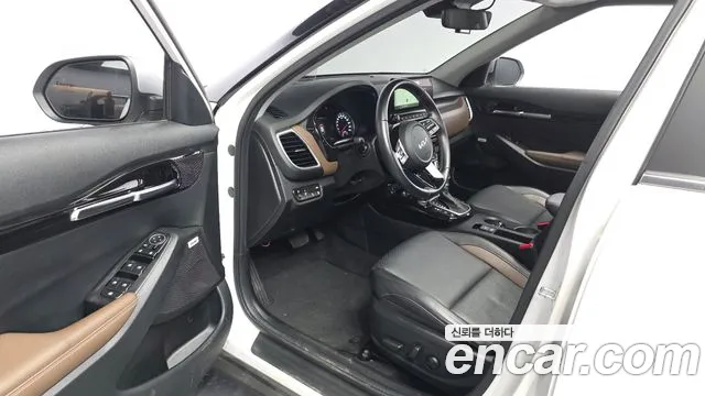 Kia Seltos Seltos Бензин 1.6 турбо 2WD — Фото автомобиля 2