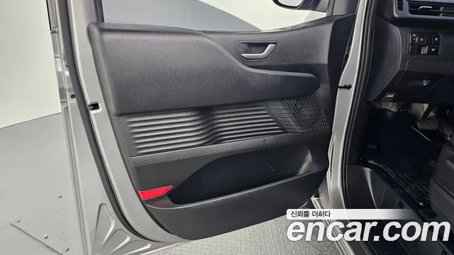 Hyundai Staria Staria Карго 3 места — Фото автомобиля 24