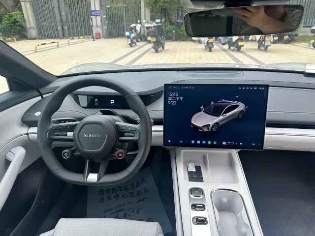 Xiaomi SU7 — Фото автомобиля 9