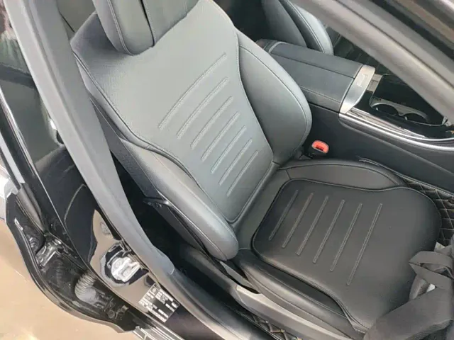 Mercedes-Benz C-Class — Фото автомобиля 24