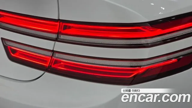 Genesis G80 Бензин 2.5 турбо 2WD — Фото автомобиля 23