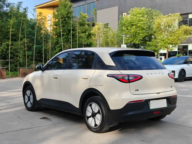 Geely Starry Wish — Фото автомобиля 15