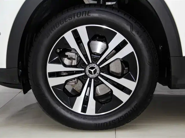 Mercedes-Benz GLB-Class — Фото автомобиля 12