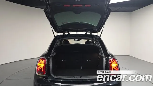 Mini Cooper Cooper 5 дверей Classic — Фото автомобиля 20