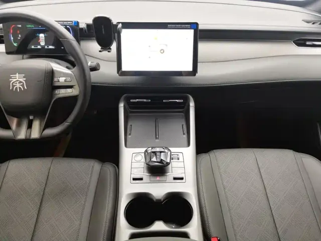 BYD Qin PLUS — Фото автомобиля 16