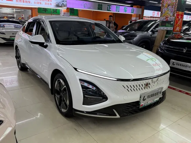 Wuling Starlight — Фото автомобиля 3